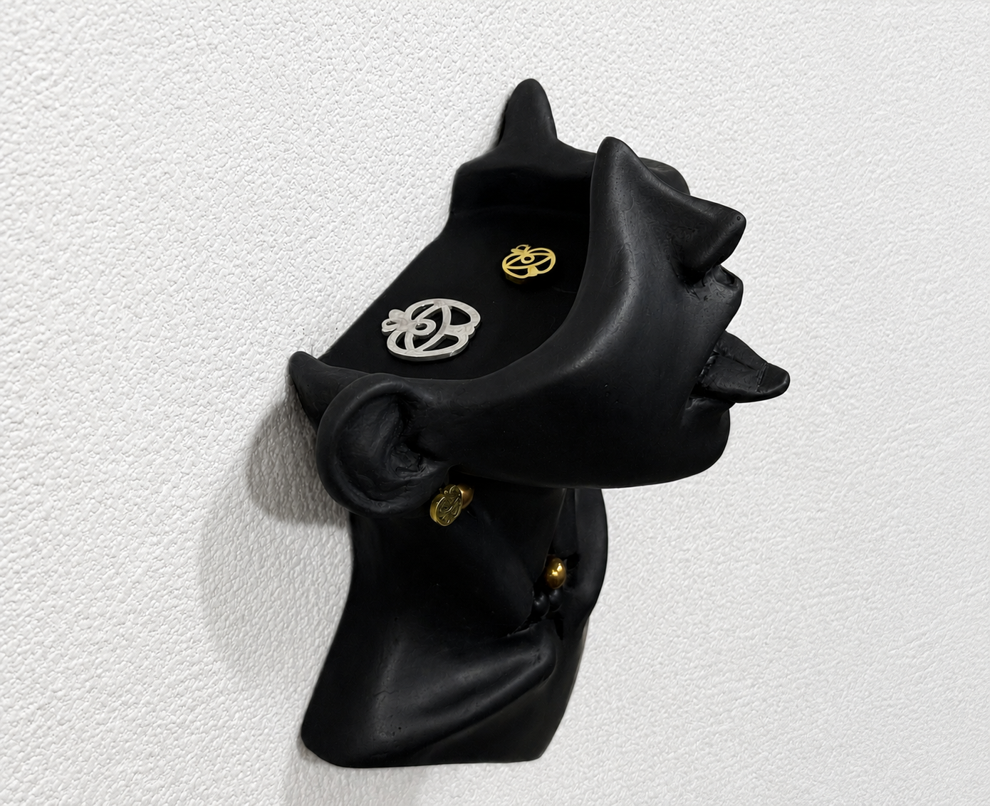 【受注生産】<br>BALL-JEWELLED RELIEF