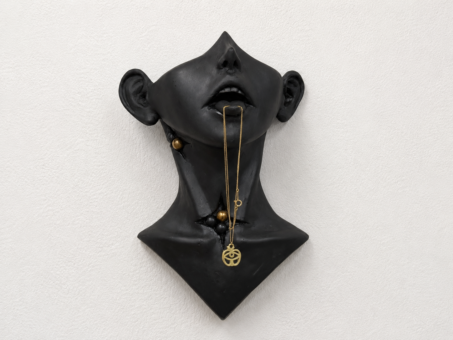 【受注生産】<br>BALL-JEWELLED RELIEF